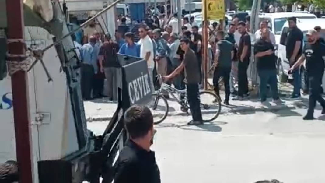Taşlı sopalı  aile kavgası: 1 ölü, 13 yaralı, 17 tutuklama 4